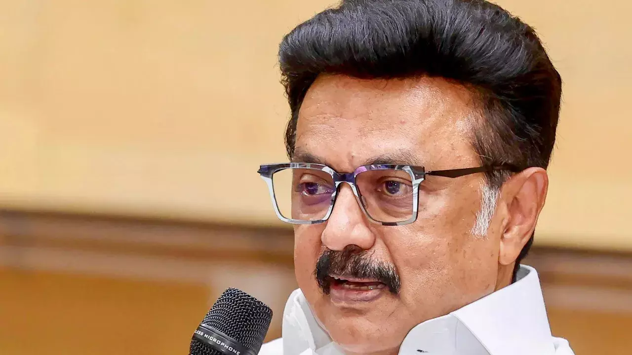 CEC ज्ञानेश कुमार को पद से हटाने की मांग पर स्टालिन का हमला CEC ज्ञानेश कुमार को पद से हटाने की मांग पर स्टालिन का हमला