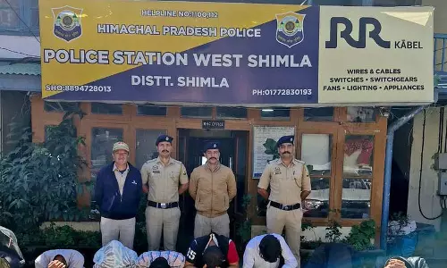 हिमाचल विश्वविद्यालय के 9 छात्र गिरफ्तार हिमाचल विश्वविद्यालय के 9 छात्र गिरफ्तार
