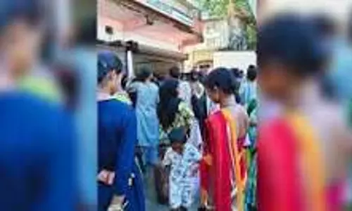 असम के मार्गेरिटा में LPG डिलीवरी की जाँच