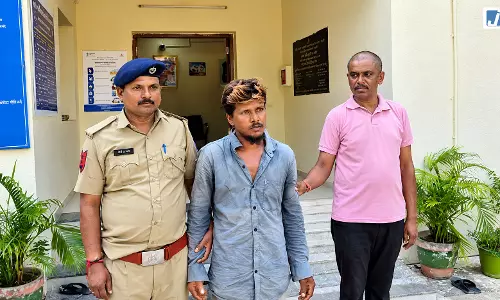 पत्नी के चरित्र पर था शक, गला घोंटकर हत्या का आरोप, कुछ ही घंटों में पति गिरफ्तार