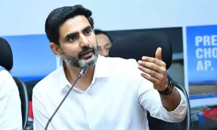 Andhra: 963 सरकारी स्कूलों के लिए योग प्रशिक्षण की योजना Andhra: 963 सरकारी स्कूलों के लिए योग प्रशिक्षण की योजना