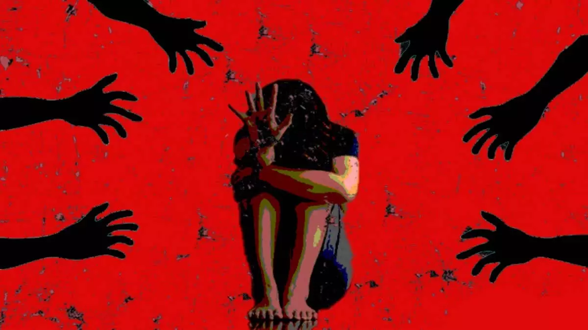 CRPF इंस्पेक्टर और हेड कॉन्स्टेबल, पुलिस का दारोगा और हेड कॉन्स्टेबल...इन लोगों पर गैंगरेप का आरोप CRPF इंस्पेक्टर और हेड कॉन्स्टेबल, पुलिस का दारोगा और हेड कॉन्स्टेबल...इन लोगों पर गैंगरेप का आरोप
