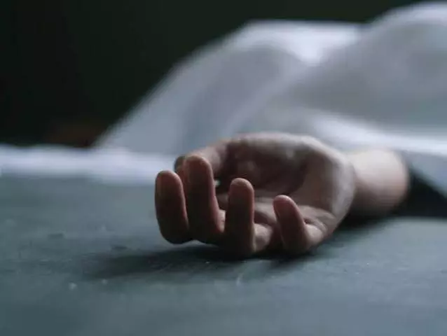 महिला की मौत के संदिग्ध रवि तेजा अस्पताल में भर्ती महिला की मौत के संदिग्ध रवि तेजा अस्पताल में भर्ती