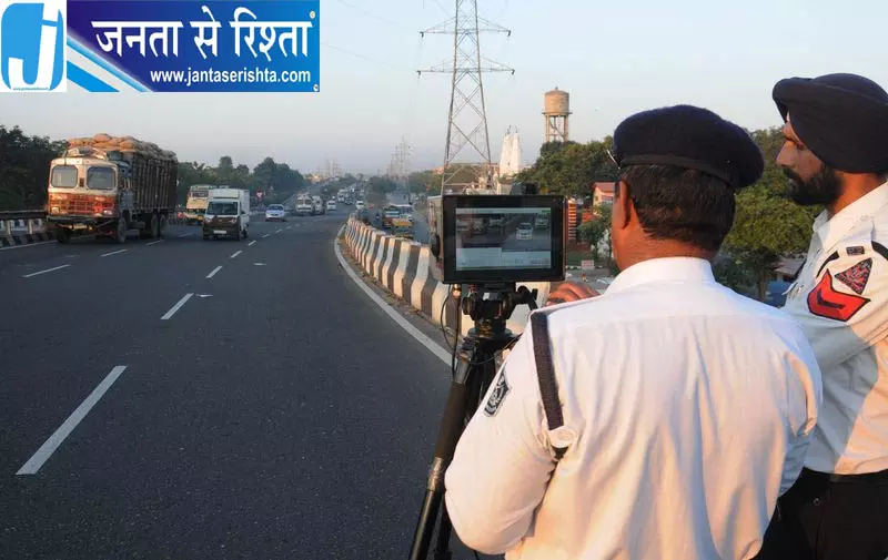 दिल्ली ने नई ट्रैफिक चालान समाधान प्रणाली रोकी दिल्ली ने नई ट्रैफिक चालान समाधान प्रणाली रोकी