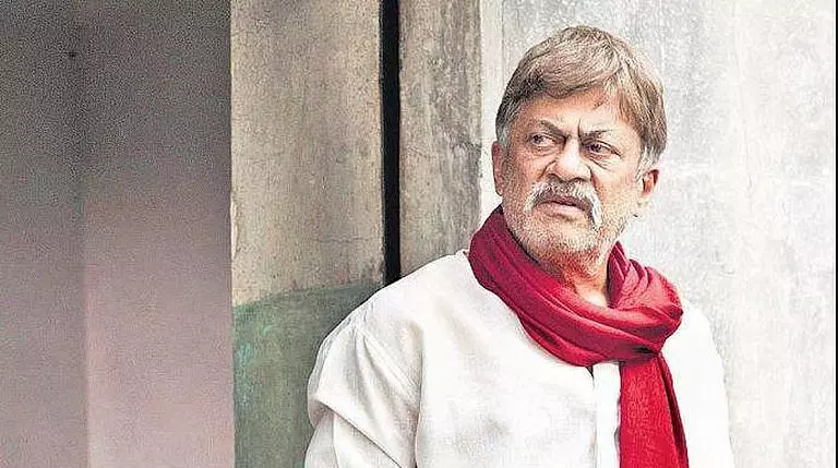 अनंत नाग के सम्मान प्रस्ताव पर विधानसभा में हंगामा अनंत नाग के सम्मान प्रस्ताव पर विधानसभा में हंगामा