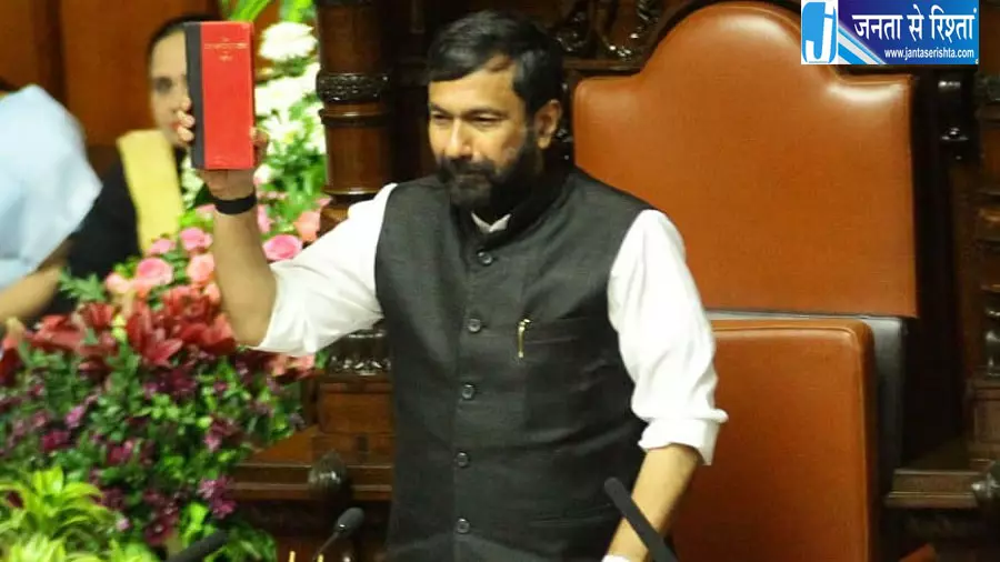अधिकारियों की गैरमौजूदगी पर चेयरमैन सख्त अधिकारियों की गैरमौजूदगी पर चेयरमैन सख्त