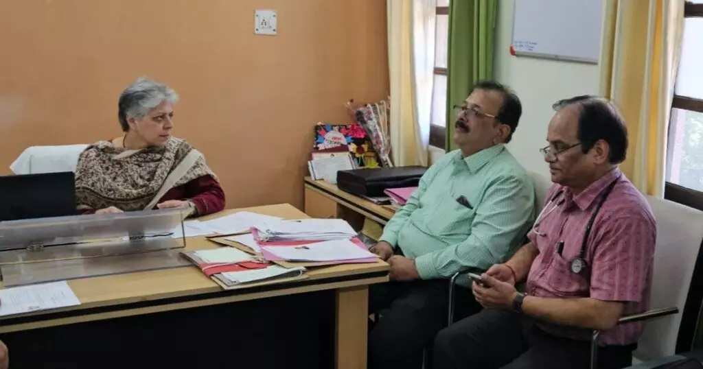 कार्यकारी अधिकारी की छुट्टी से नाहन नगर परिषद का कामकाज प्रभावित कार्यकारी अधिकारी की छुट्टी से नाहन नगर परिषद का कामकाज प्रभावित