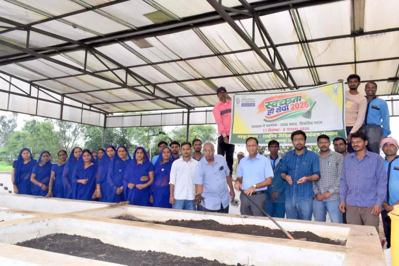 एनआईबीएसएम में सामुदायिक कम्पोस्टिंग पर जनभागीदारी जागरूकता अभियान एनआईबीएसएम में सामुदायिक कम्पोस्टिंग पर जनभागीदारी जागरूकता अभियान