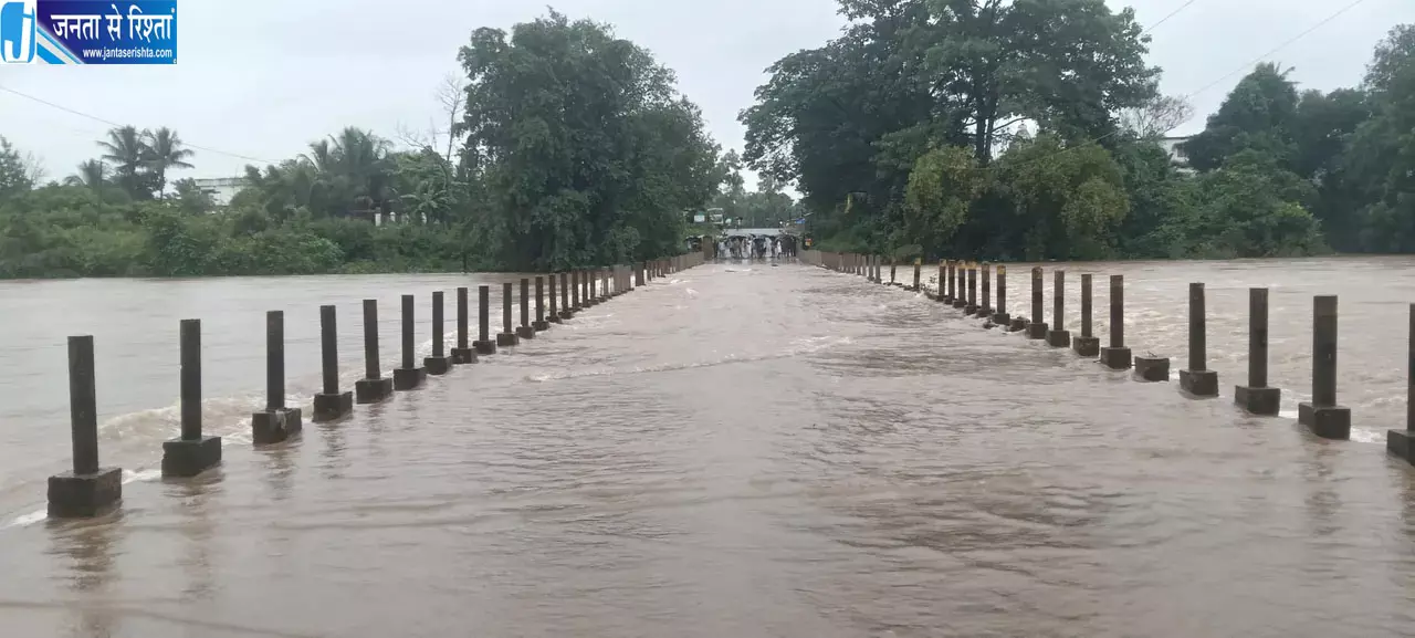 कलिंगपटनम के पास तट से टकराया गहरा डिप्रेशन, ओडिशा में भारी बारिश का अलर्ट कलिंगपटनम के पास तट से टकराया गहरा डिप्रेशन, ओडिशा में भारी बारिश का अलर्ट