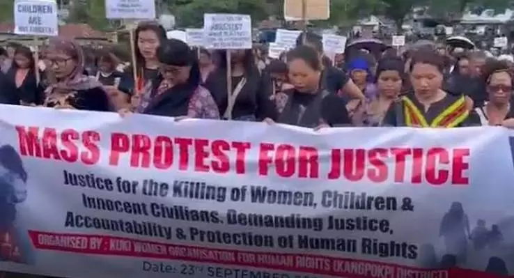 मणिपुर में कुकी-ज़ो महिलाओं की केंद्रीय जांच की मांग मणिपुर में कुकी-ज़ो महिलाओं की केंद्रीय जांच की मांग