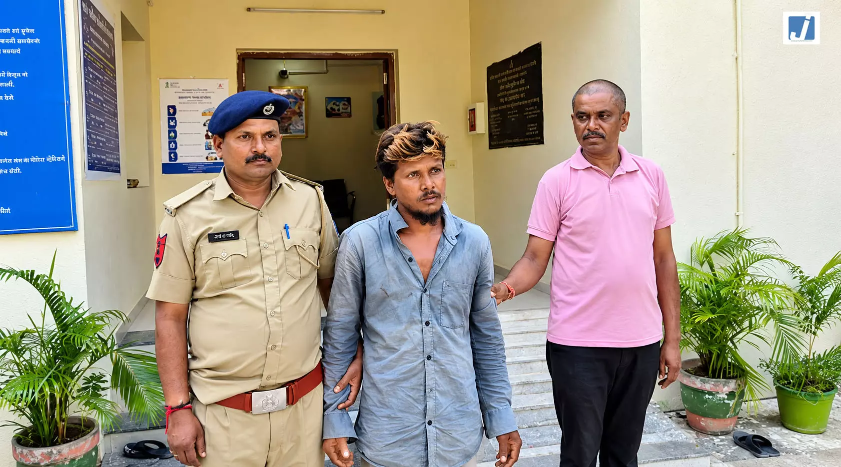 पत्नी के चरित्र पर था शक, गला घोंटकर हत्या का आरोप, कुछ ही घंटों में पति गिरफ्तार पत्नी के चरित्र पर था शक, गला घोंटकर हत्या का आरोप, कुछ ही घंटों में पति गिरफ्तार