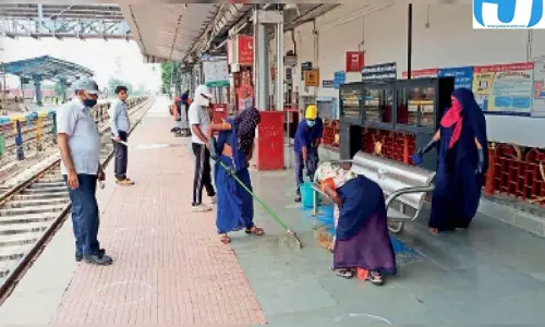 RPF राइजिंग डे की तैयारी तेज, 4 करोड़ से संवारा जा रहा रेलवे स्टेशन