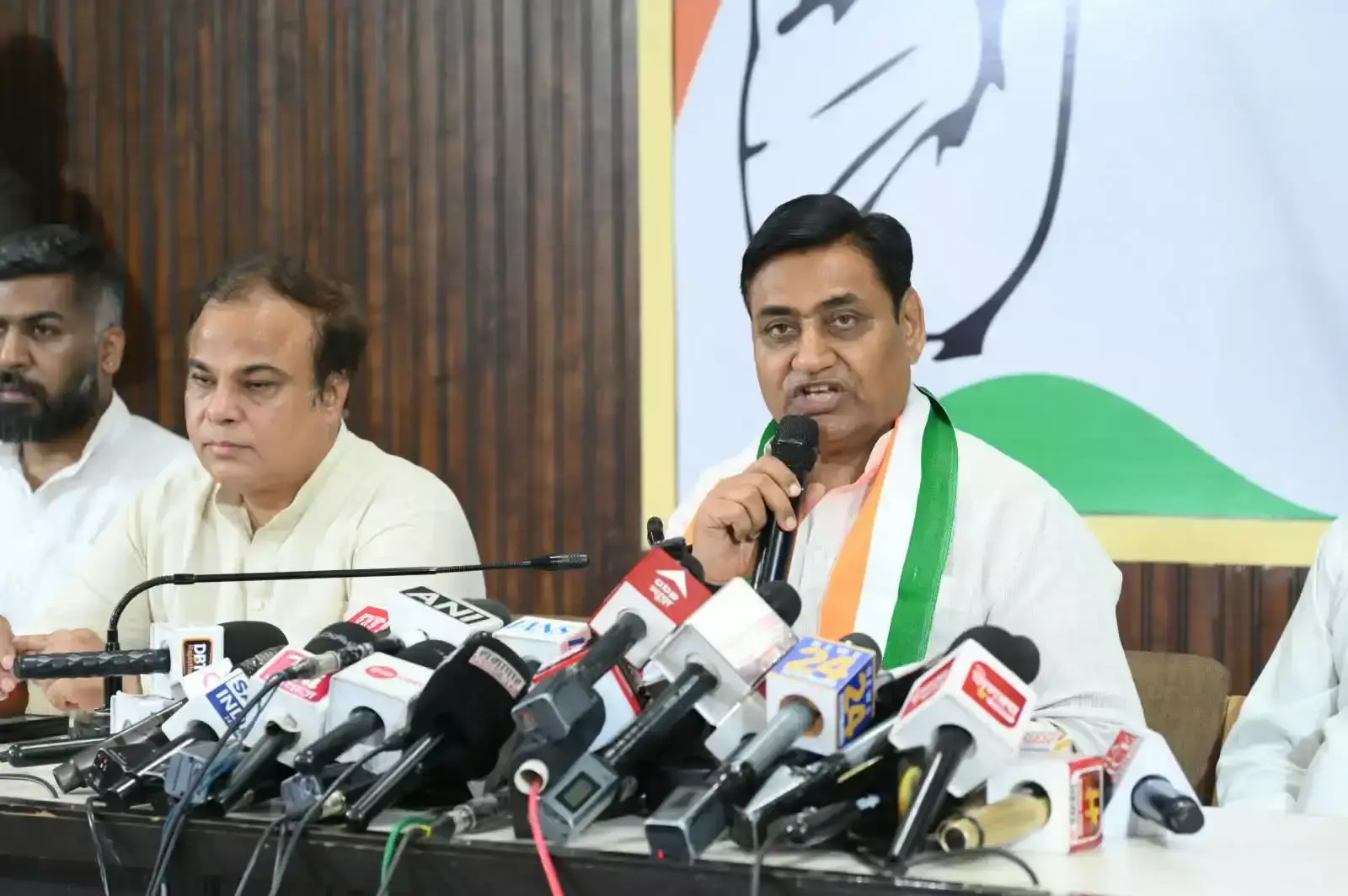 चुनाव आयोग को लेकर डोटासरा ने भाजपा पर लगाए आरोप