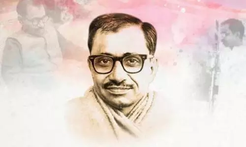 लोकसभा अध्यक्ष और केंद्रीय मंत्रियों ने पं. दीनदयाल उपाध्याय को जयंती पर किया नमन