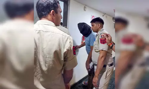 एक ने गन निकाली, बाकी दो ने चाकू, फिर बारी-बारी से की दरिंदगी, गैंगरेप पीड़िता ने पुलिस को बताई सच्चाई