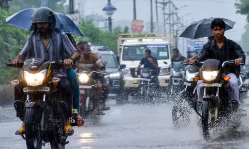 बिहार में विदाई से पहले फिर एक्टिव मानसून, पटना समेत 20 जिलों में बारिश का अलर्ट