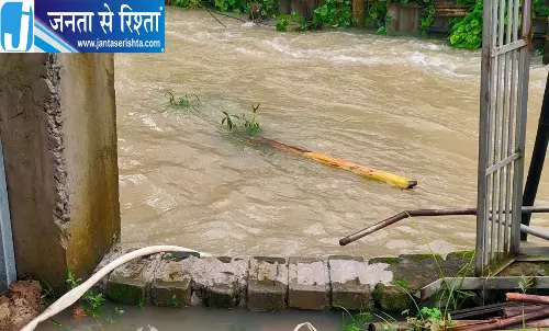 दक्षिणी ओडिशा में तीन दिन से भारी बारिश, भूस्खलन से सड़क-रेल यातायात प्रभावित