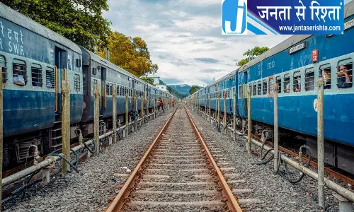 दिवाली-छठ पर चलेंगी विशेष ट्रेनें