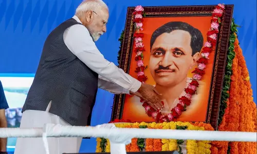 प्रधानमंत्री ने पंडित दीनदयाल उपाध्याय को दी श्रद्धांजलि
