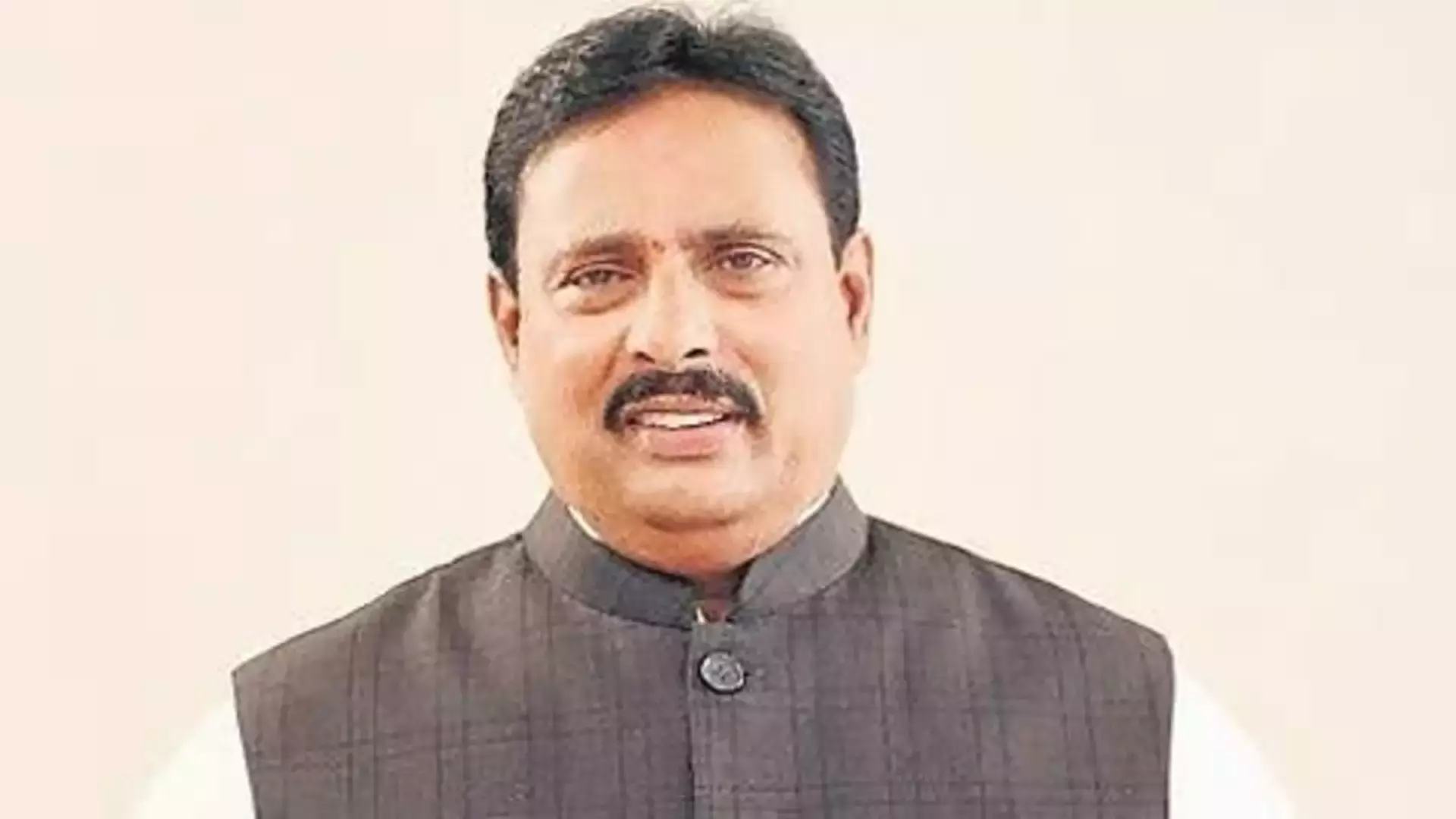 दानम का अनुमान लगाने का खेल कांग्रेस को उम्मीदवार पर फिर से विचार करने के लिए मजबूर कर सकता है दानम का अनुमान लगाने का खेल कांग्रेस को उम्मीदवार पर फिर से विचार करने के लिए मजबूर कर सकता है