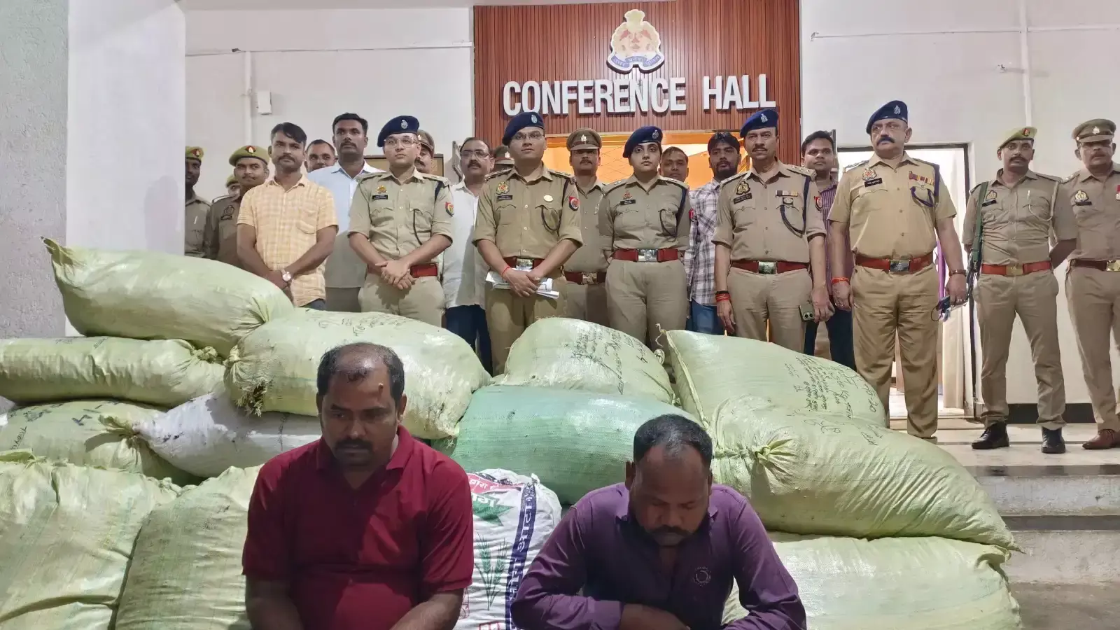 सोनभद्र में भारी मात्रा में गांजा बरामद, दो पकड़े