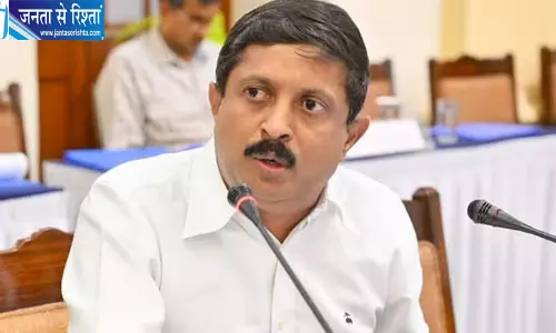 सैलरी देने तक का फंड नहीं मंत्री का दावा सैलरी देने तक का फंड नहीं मंत्री का दावा