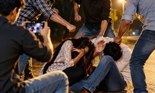 जंगल में प्रेमी जोड़े से मारपीट तीन गिरफ्तार