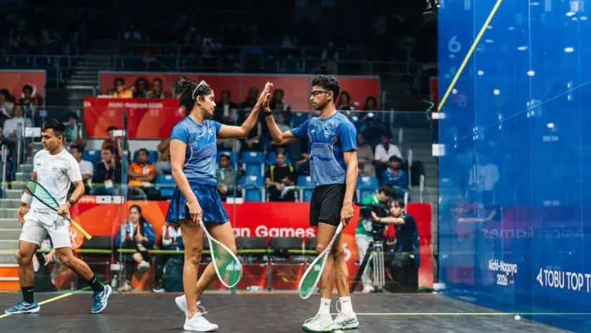 एशियन गेम्स: जोशना-वेलावन स्क्वैश मिक्स्ड डबल्स SF में, मेडल पक्का एशियन गेम्स: जोशना-वेलावन स्क्वैश मिक्स्ड डबल्स SF में, मेडल पक्का