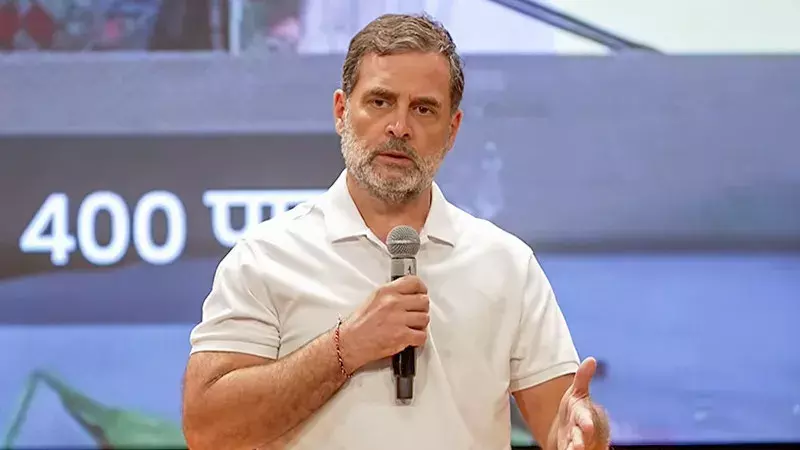 सरकारी गवाह बन जाना चाहिए: CEC पर राहुल का बयान