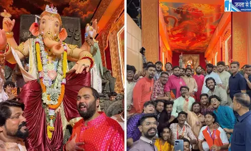 ‘उमरखाड़ीचा राजा’ को सोने का मुकुट दान करेंगे अनंत अंबानी, मंडल की मांग पर तुरंत बोले- ठीक है ‘उमरखाड़ीचा राजा’ को सोने का मुकुट दान करेंगे अनंत अंबानी, मंडल की मांग पर तुरंत बोले- ठीक है