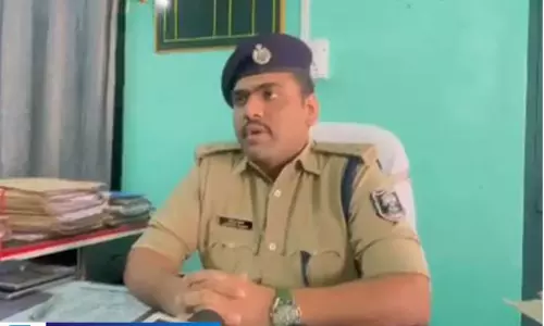 मंदार हिल में नाबालिग से छेड़छाड़ का आरोप तीन युवक हिरासत में