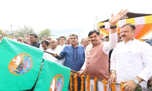 भोपाल से 351 बसें रवाना MP में मुख्यमंत्री सुगम परिवहन सेवा का आगाज भोपाल से 351 बसें रवाना MP में मुख्यमंत्री सुगम परिवहन सेवा का आगाज