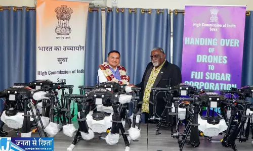 भारत ने फिजी को सौंपे 12 एग्रीकल्चरल ड्रोन गन्ने की खेती में मिलेगी मदद