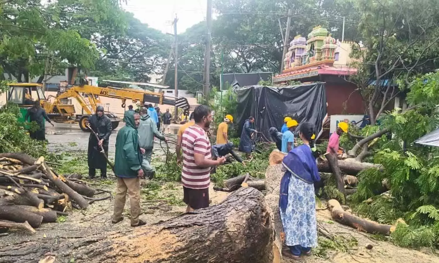 Andhra: विशाखापत्तनम में लगातार तीसरे दिन लगातार बारिश हो रही है