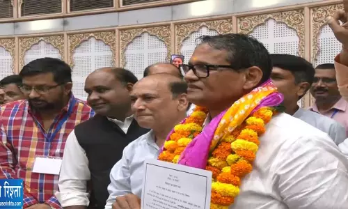 जयपुर के नए मेयर बने सुनील कोठारी 89 वोट हासिल कर दर्ज की जीत जयपुर के नए मेयर बने सुनील कोठारी 89 वोट हासिल कर दर्ज की जीत