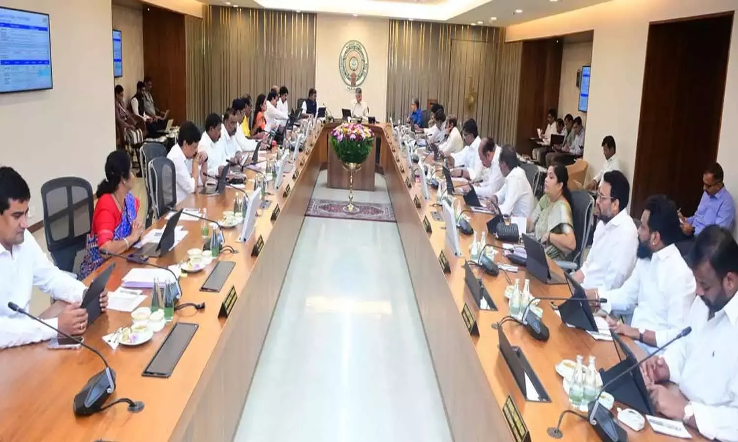 Andhra: तिरूपति पुलिस आयुक्तालय को राज्य मंत्रिमंडल की मंजूरी मिल गई Andhra: तिरूपति पुलिस आयुक्तालय को राज्य मंत्रिमंडल की मंजूरी मिल गई