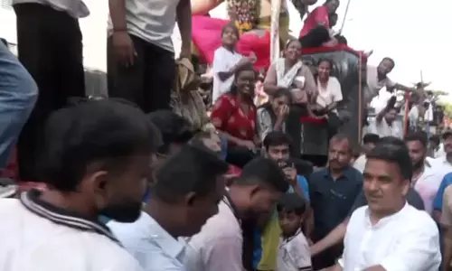 गणेश उत्सव में शामिल हुए डिप्टी CM हर्ष संघवी, हजीरा और डुमास बीच पर किया प्रतिमा विसर्जन