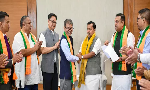 मेघालय में BJP के साथ विलय की प्रक्रिया आगे बढ़ी  8 विधायकों ने विधानसभा को सौंपा पत्र