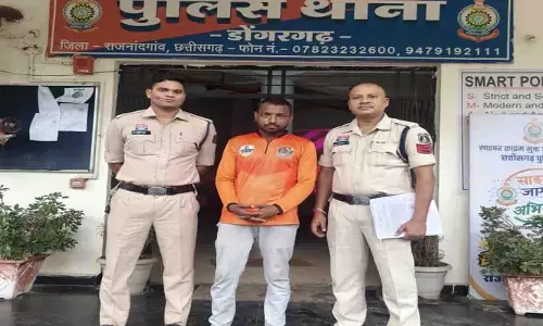 पैसों के विवाद में मारपीट और जान से मारने की धमकी, आरोपी गिरफ्तार पैसों के विवाद में मारपीट और जान से मारने की धमकी, आरोपी गिरफ्तार