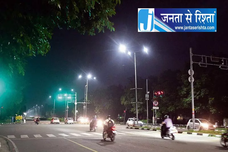 चंडीगढ़ की रातें फिर गर्म, पारा 25 डिग्री सेल्सियस तक पहुंचा चंडीगढ़ की रातें फिर गर्म, पारा 25 डिग्री सेल्सियस तक पहुंचा
