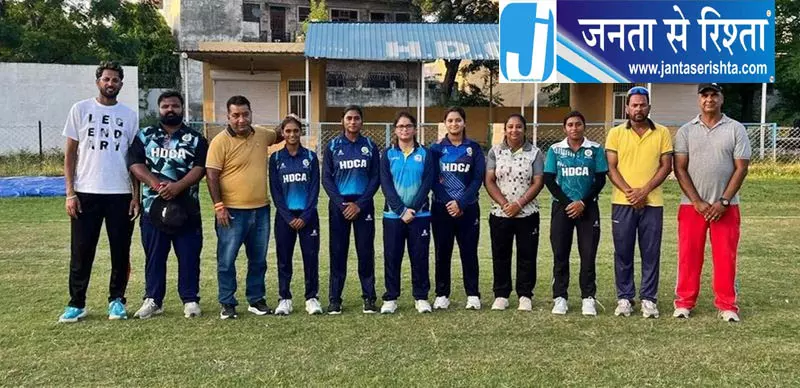 होशियारपुर की 5 महिलाओं का पंजाब अंडर-23 क्रिकेट कैंप के लिए चयन होशियारपुर की 5 महिलाओं का पंजाब अंडर-23 क्रिकेट कैंप के लिए चयन