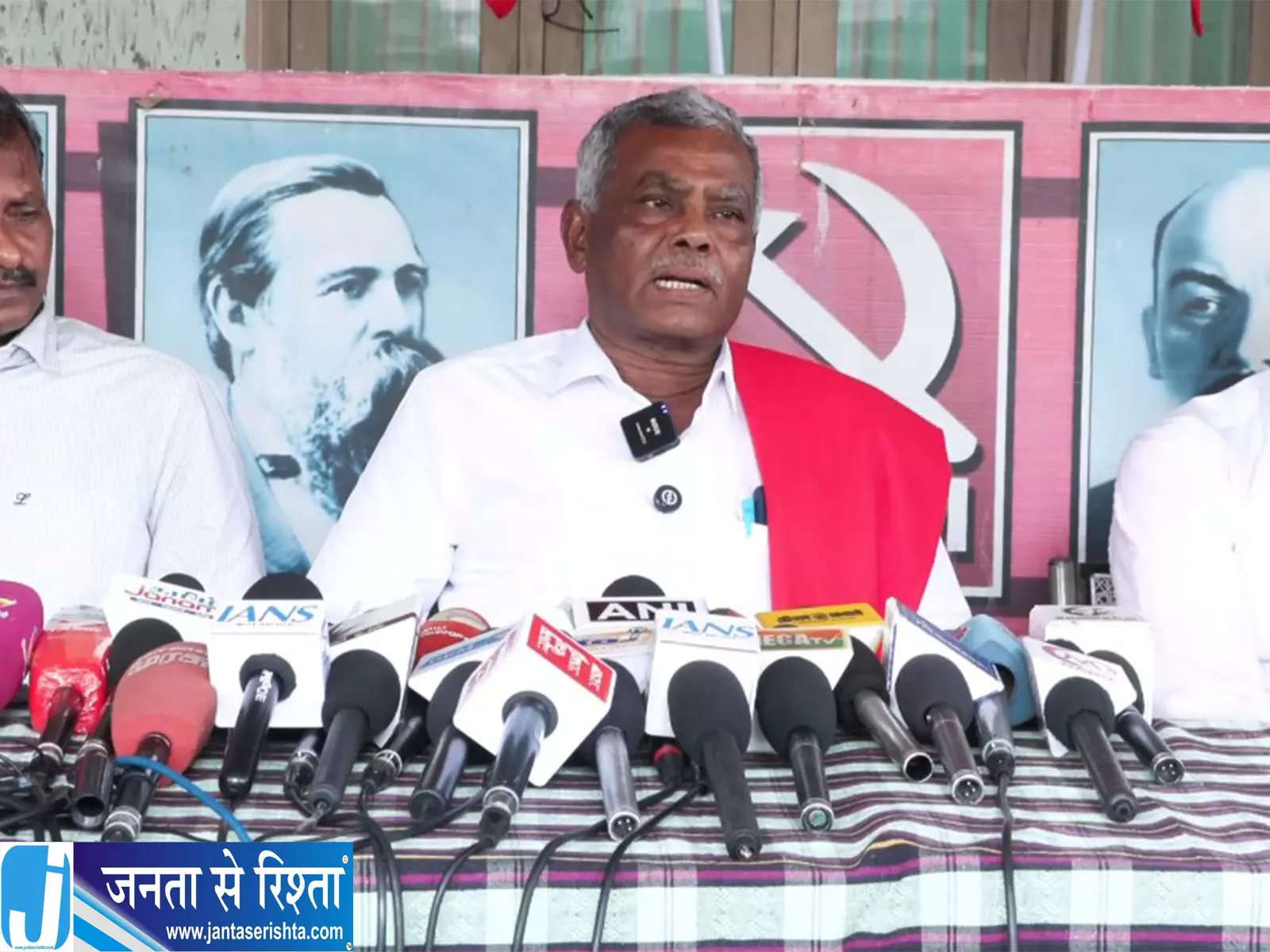 ग्रेनाइट कारोबारी केस में नए खुलासों से हड़कंप शानमुगम ने मांगी विस्तृत जांच ग्रेनाइट कारोबारी केस में नए खुलासों से हड़कंप शानमुगम ने मांगी विस्तृत जांच