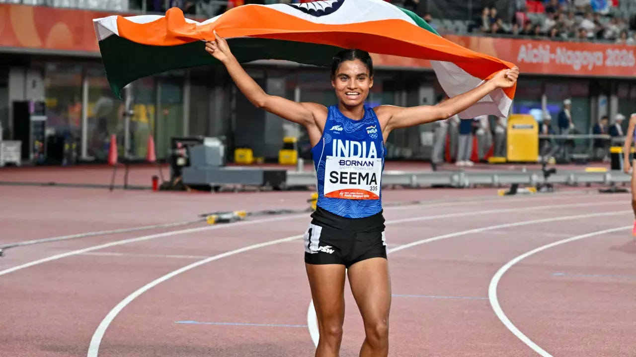 एशियाई खेल: सीमा का ब्रॉन्ज़, मिक्स्ड रिले में सिल्वर एशियाई खेल: सीमा का ब्रॉन्ज़, मिक्स्ड रिले में सिल्वर