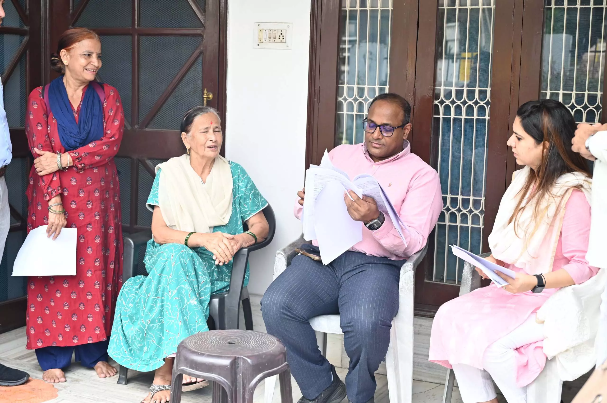 मुख्य निर्वाचन अधिकारी ने किया देहरादून में स्थलीय निरीक्षण मुख्य निर्वाचन अधिकारी ने किया देहरादून में स्थलीय निरीक्षण