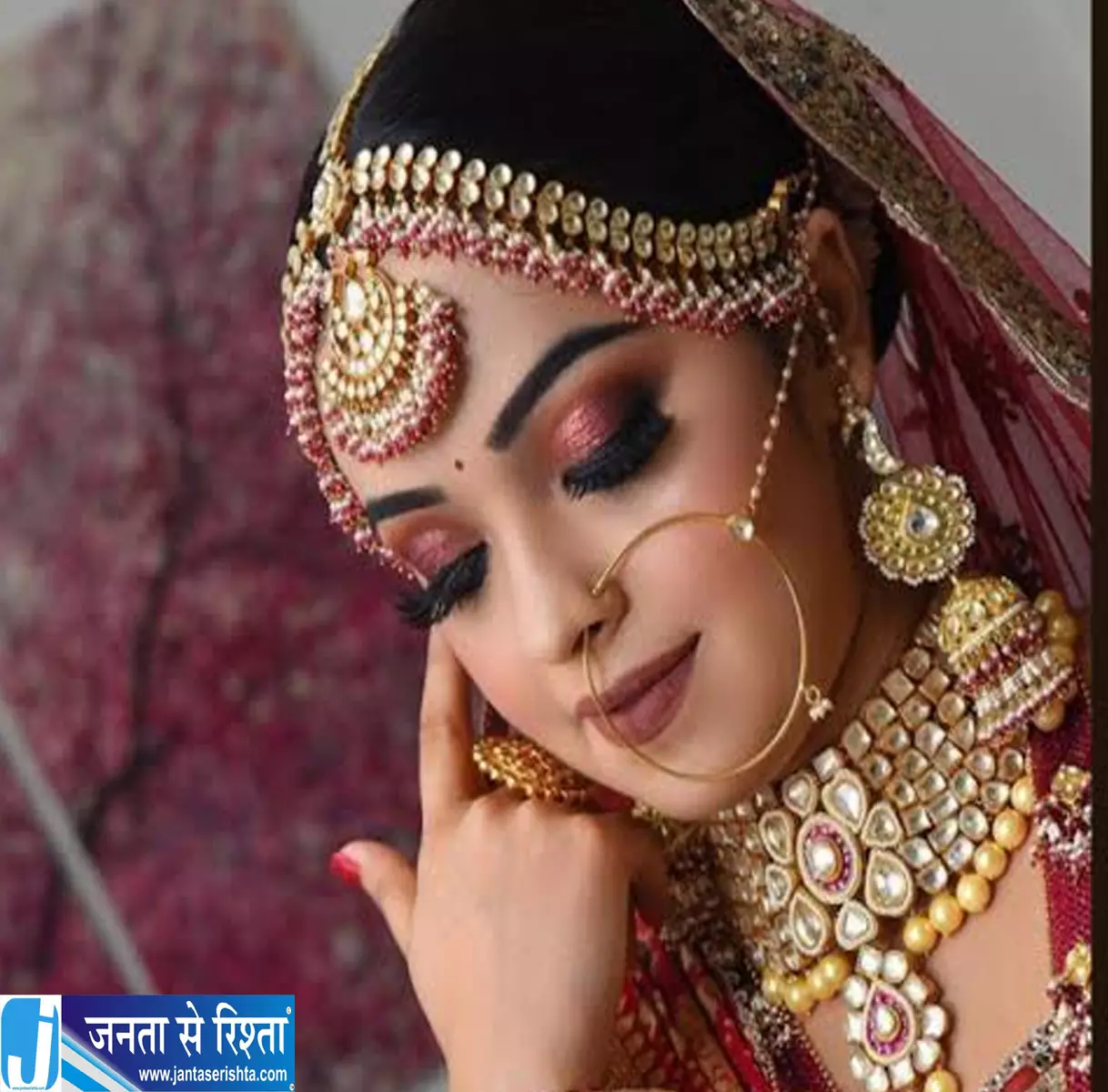 शादी में चाहिए परफेक्ट लुक पहले जानें ब्राइडल मेकअप के प्रकार शादी में चाहिए परफेक्ट लुक पहले जानें ब्राइडल मेकअप के प्रकार