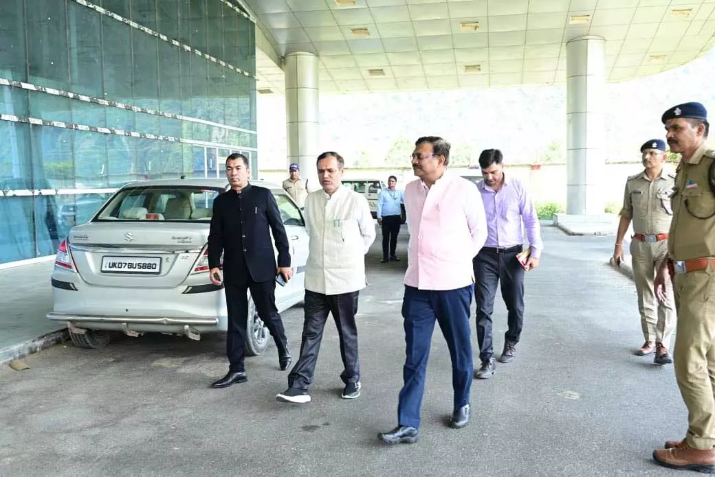 मुख्य सचिव आनंद बर्द्धन ने कलेक्शन सेंटर का किया उद्घाटन मुख्य सचिव आनंद बर्द्धन ने कलेक्शन सेंटर का किया उद्घाटन