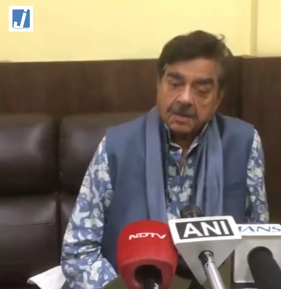 ECI विवाद पर शत्रुघ्न सिन्हा का हमला, बोले- भाजपा ने चुनाव आयोग का भरपूर फायदा उठाया ECI विवाद पर शत्रुघ्न सिन्हा का हमला, बोले- भाजपा ने चुनाव आयोग का भरपूर फायदा उठाया