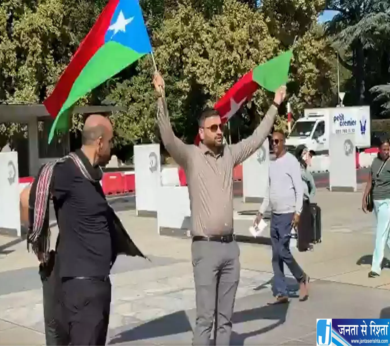 जिनेवा में बलूच कार्यकर्ताओं का प्रदर्शनतस्वीरों के जरिए मानवाधिकार संकट उठाया जिनेवा में बलूच कार्यकर्ताओं का प्रदर्शनतस्वीरों के जरिए मानवाधिकार संकट उठाया