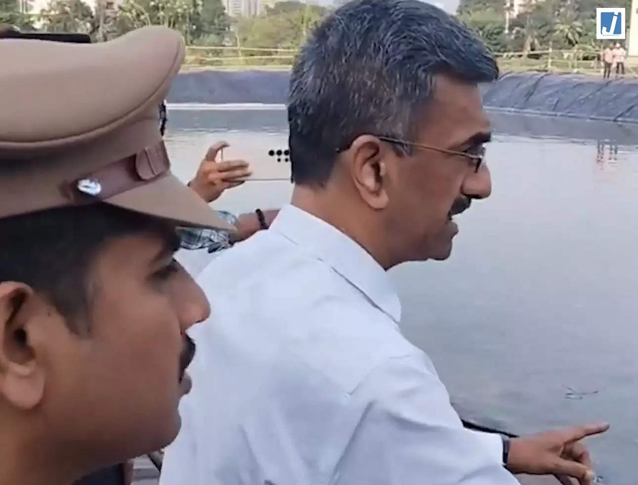 गणेश विसर्जन की तैयारियों का मंत्री शंभूराज देसाई ने लिया जायजा गणेश विसर्जन की तैयारियों का मंत्री शंभूराज देसाई ने लिया जायजा