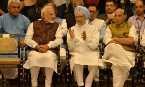 पीएम मोदी और रक्षा मंत्री समेत कई नेताओं ने पूर्व प्रधानमंत्री मनमोहन सिंह को जयंती पर दी श्रद्धांजलि